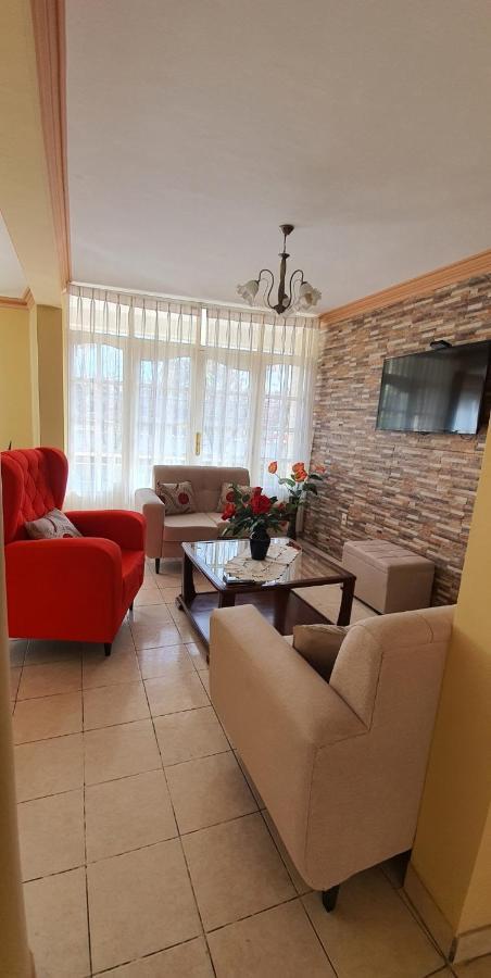 Departamento Jireh Lägenhet Tarija Exteriör bild